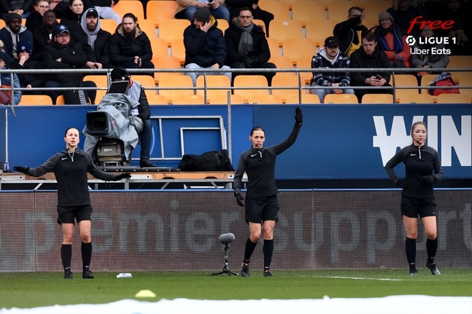 气影响, 因为她